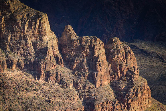 Switchbacks to the Granite Gorge